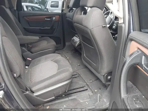 1GNKRGKD5HJ162145 2017 CHEVROLET TRAVERSE - Image 8