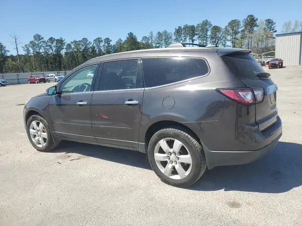 1GNKRGKD5HJ163585 2017 CHEVROLET TRAVERSE - Image 2