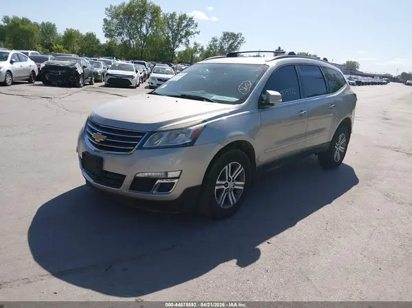 1GNKRGKD5HJ203762 2017 CHEVROLET TRAVERSE - Image 2