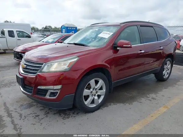 1GNKRGKD5HJ224031 2017 CHEVROLET TRAVERSE - Image 2
