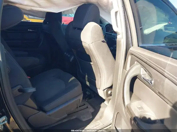 1GNKRGKD5HJ230833 2017 CHEVROLET TRAVERSE - Image 8