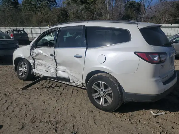 1GNKRGKD5HJ234686 2017 CHEVROLET TRAVERSE - Image 2