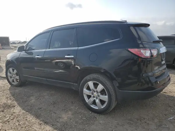 1GNKRGKD5HJ243324 2017 CHEVROLET TRAVERSE - Image 2