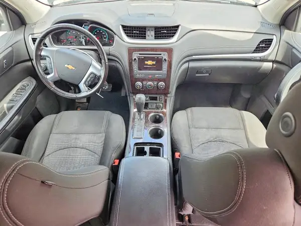 1GNKRGKD5HJ248443 2017 CHEVROLET TRAVERSE - Image 8
