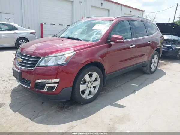 1GNKRGKD5HJ248877 2017 CHEVROLET TRAVERSE - Image 2
