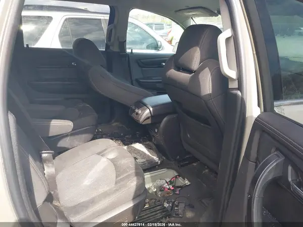 1GNKRGKD5HJ265730 2017 CHEVROLET TRAVERSE - Image 8