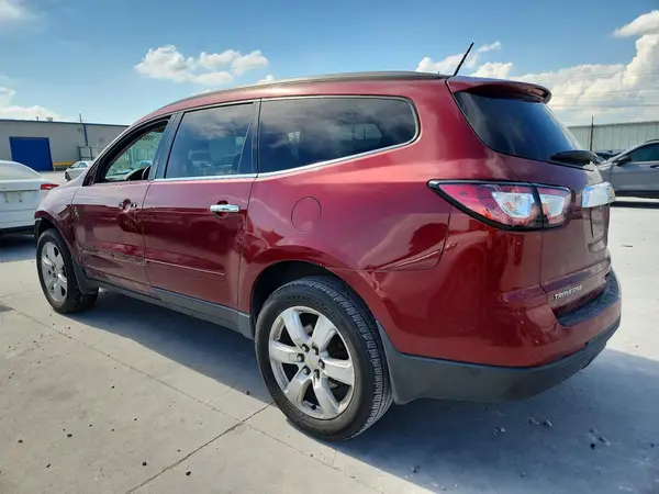 1GNKRGKD5HJ302596 2017 CHEVROLET TRAVERSE - Image 2