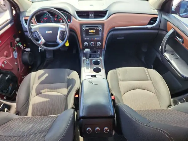 1GNKRGKD5HJ302596 2017 CHEVROLET TRAVERSE - Image 8