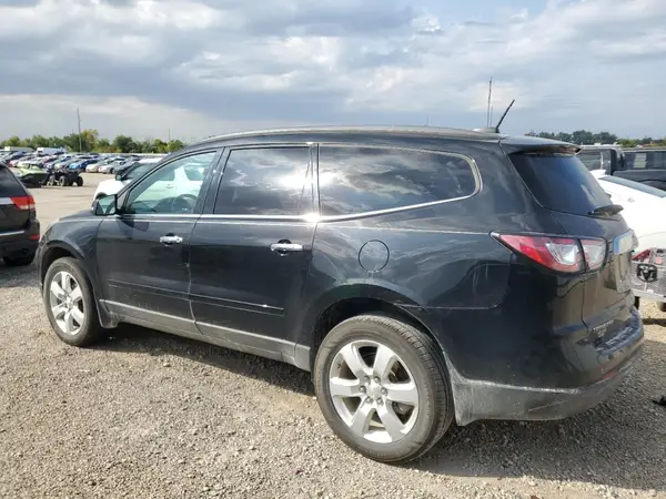1GNKRGKD5HJ318765 2017 CHEVROLET TRAVERSE - Image 2