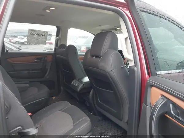 1GNKRGKD5HJ326333 2017 CHEVROLET TRAVERSE - Image 8