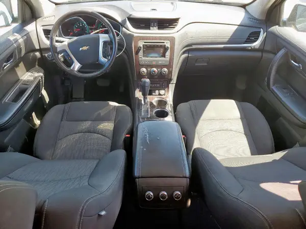 1GNKRGKD5HJ348400 2017 CHEVROLET TRAVERSE - Image 8