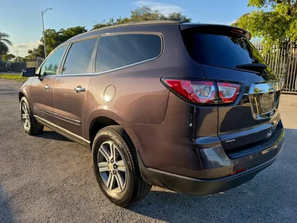 1GNKRGKD6GJ160242 2016 CHEVROLET TRAVERSE - Image 2