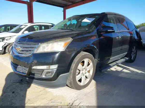 1GNKRGKD6GJ307045 2016 CHEVROLET TRAVERSE - Image 2