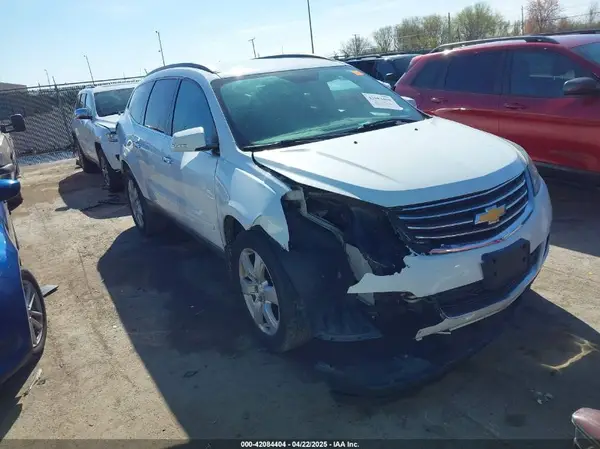 1GNKRGKD6HJ100575 2017 CHEVROLET TRAVERSE - Image 1