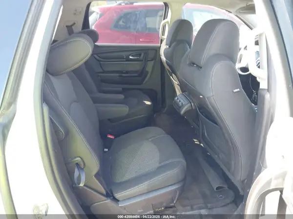 1GNKRGKD6HJ100575 2017 CHEVROLET TRAVERSE - Image 8