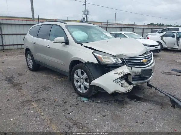 1GNKRGKD6HJ123998 2017 CHEVROLET TRAVERSE - Image 1