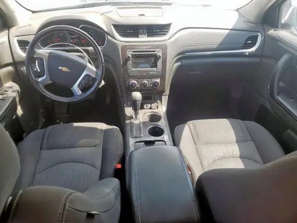 1GNKRGKD6HJ158394 2017 CHEVROLET TRAVERSE - Image 8