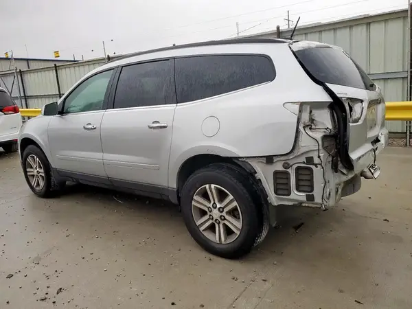 1GNKRGKD6HJ166608 2017 CHEVROLET TRAVERSE - Image 2