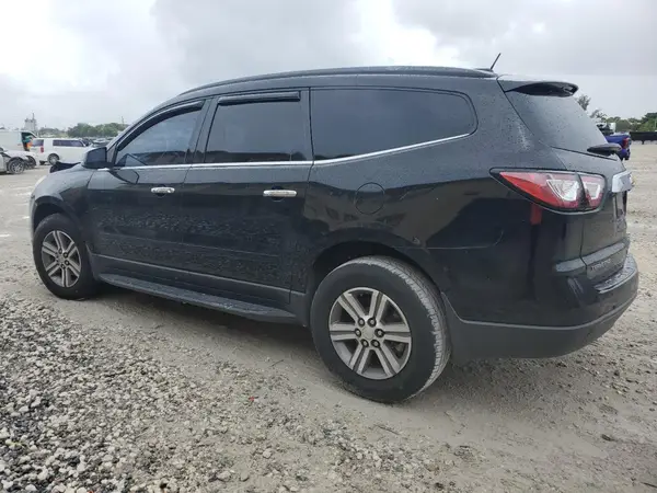1GNKRGKD6HJ167807 2017 CHEVROLET TRAVERSE - Image 2