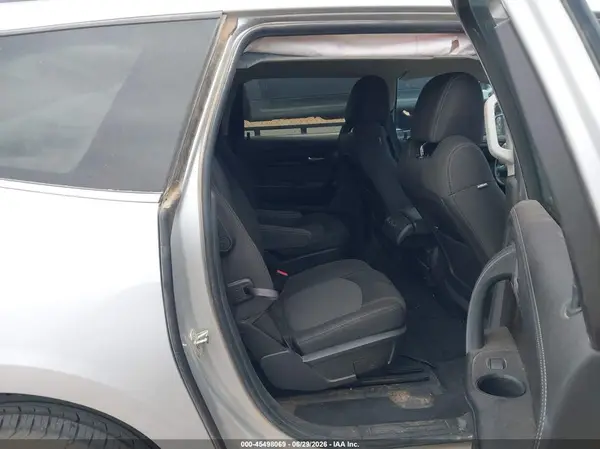 1GNKRGKD6HJ173171 2017 CHEVROLET TRAVERSE - Image 8