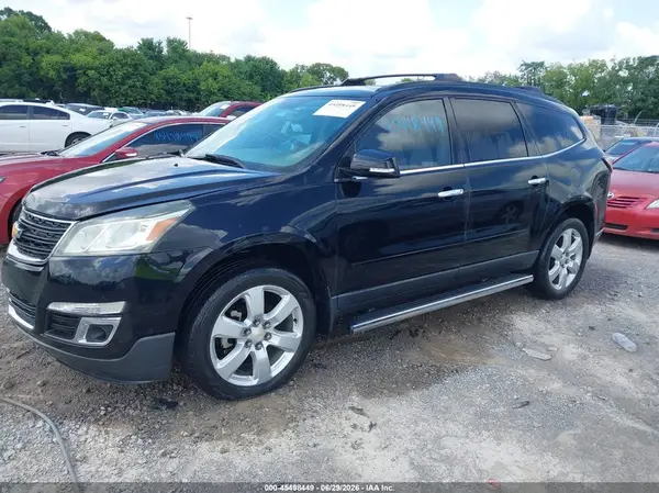 1GNKRGKD6HJ208727 2017 CHEVROLET TRAVERSE - Image 2