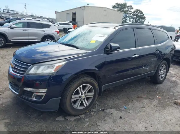 1GNKRGKD6HJ210090 2017 CHEVROLET TRAVERSE - Image 2