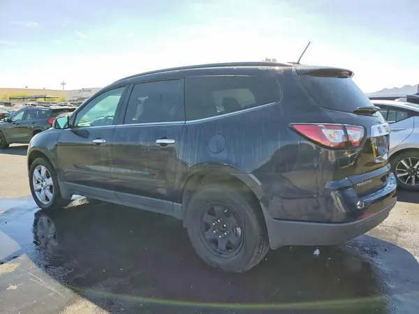 1GNKRGKD6HJ211109 2017 CHEVROLET TRAVERSE - Image 2