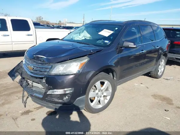 1GNKRGKD6HJ220683 2017 CHEVROLET TRAVERSE - Image 2