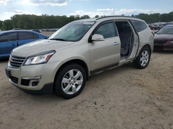 1GNKRGKD6HJ246104 2017 CHEVROLET TRAVERSE - Image 1