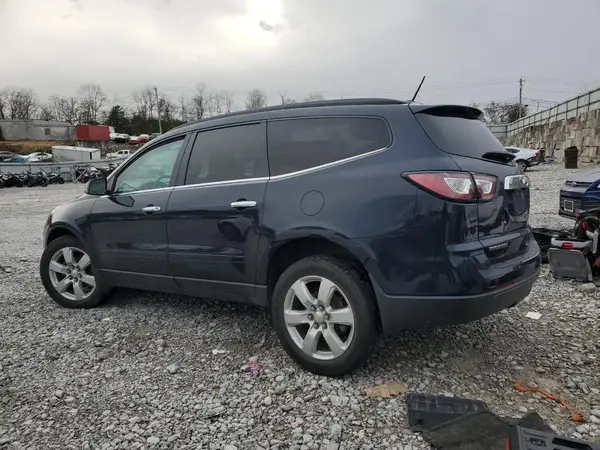 1GNKRGKD6HJ250783 2017 CHEVROLET TRAVERSE - Image 2