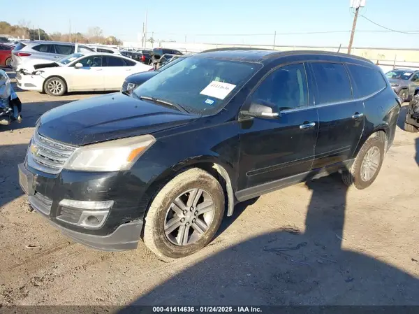 1GNKRGKD6HJ268488 2017 CHEVROLET TRAVERSE - Image 2