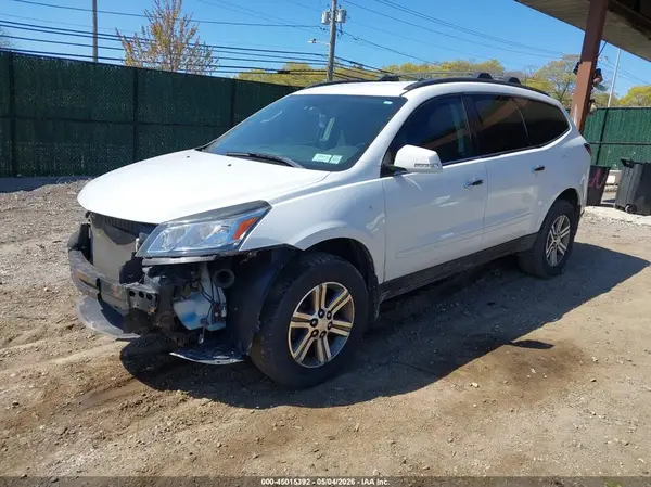 1GNKRGKD6HJ299515 2017 CHEVROLET TRAVERSE - Image 2