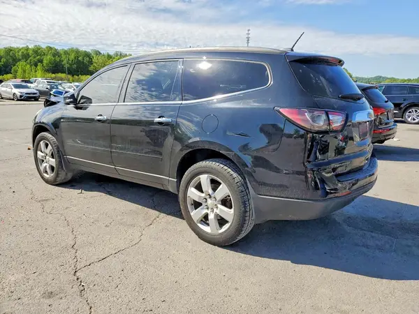 1GNKRGKD6HJ300016 2017 CHEVROLET TRAVERSE - Image 2