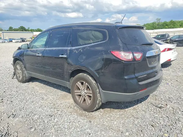 1GNKRGKD6HJ305927 2017 CHEVROLET TRAVERSE - Image 2