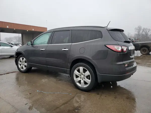 1GNKRGKD6HJ306964 2017 CHEVROLET TRAVERSE - Image 2