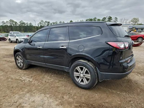 1GNKRGKD6HJ326082 2017 CHEVROLET TRAVERSE - Image 2