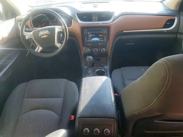 1GNKRGKD6HJ327717 2017 CHEVROLET TRAVERSE - Image 8