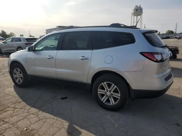 1GNKRGKD6HJ327796 2017 CHEVROLET TRAVERSE - Image 2