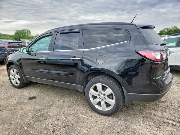 1GNKRGKD6HJ328401 2017 CHEVROLET TRAVERSE - Image 2