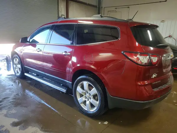 1GNKRGKD6HJ330729 2017 CHEVROLET TRAVERSE - Image 2