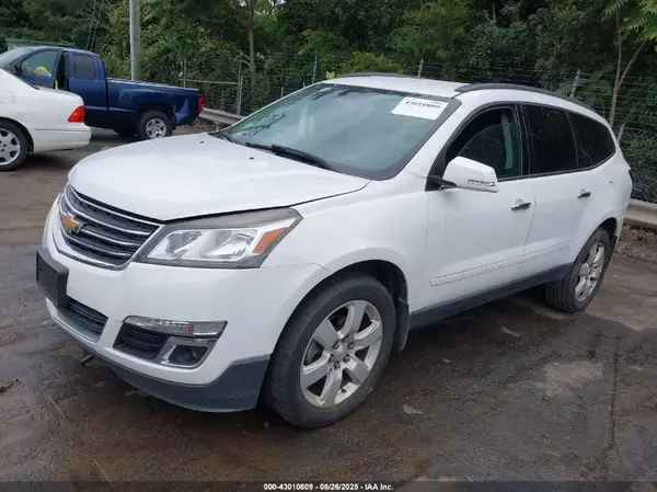 1GNKRGKD6HJ339754 2017 CHEVROLET TRAVERSE - Image 2
