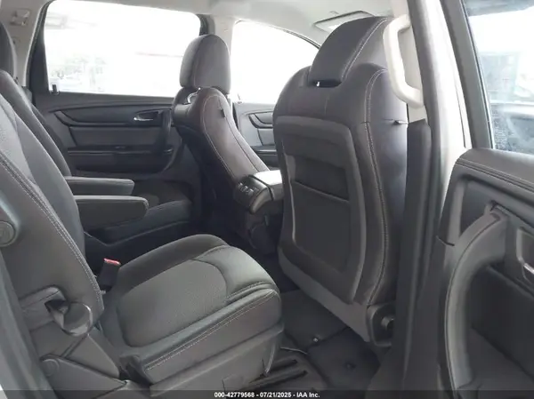 1GNKRGKD6HJ343027 2017 CHEVROLET TRAVERSE - Image 8