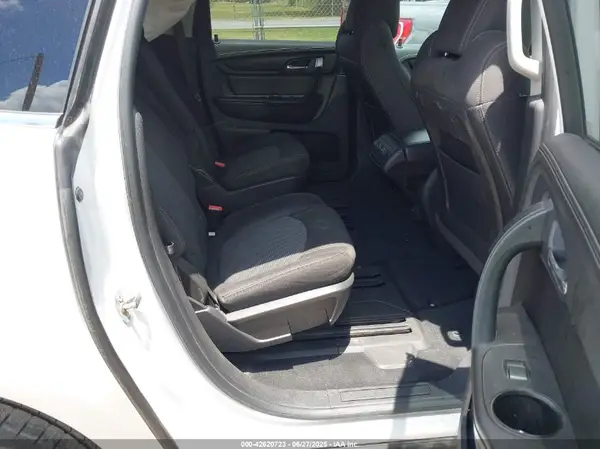 1GNKRGKD6HJ348468 2017 CHEVROLET TRAVERSE - Image 8