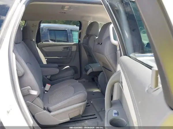 1GNKRGKD7GJ213966 2016 CHEVROLET TRAVERSE - Image 8