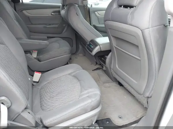 1GNKRGKD7GJ227463 2016 CHEVROLET TRAVERSE - Image 8