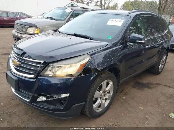 1GNKRGKD7GJ250421 2016 CHEVROLET TRAVERSE - Image 2
