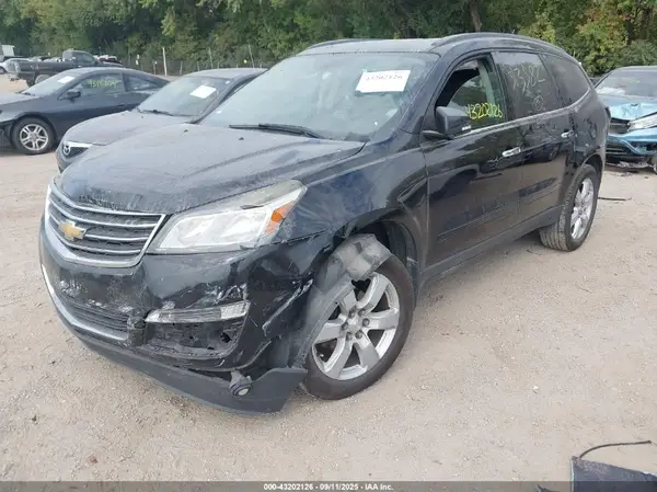 1GNKRGKD7GJ313582 2016 CHEVROLET TRAVERSE - Image 2