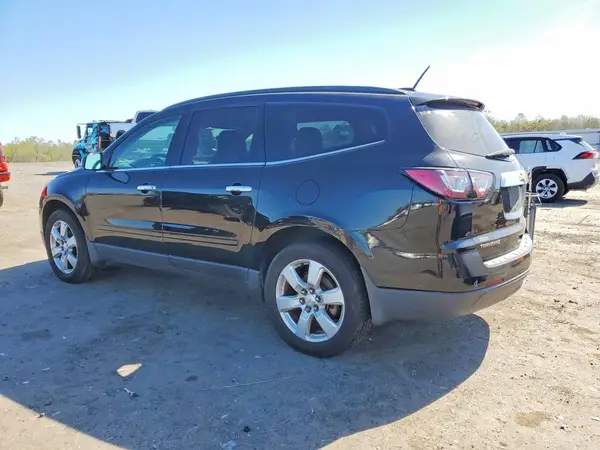 1GNKRGKD7HJ100486 2017 CHEVROLET TRAVERSE - Image 2