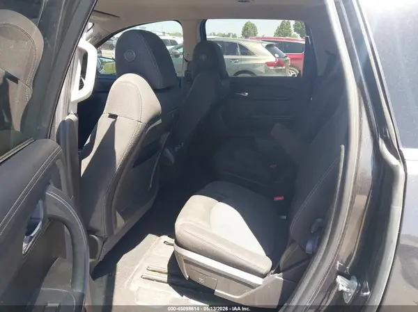 1GNKRGKD7HJ114145 2017 CHEVROLET TRAVERSE - Image 8