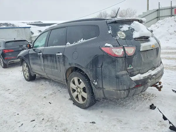 1GNKRGKD7HJ129678 2017 CHEVROLET TRAVERSE - Image 2